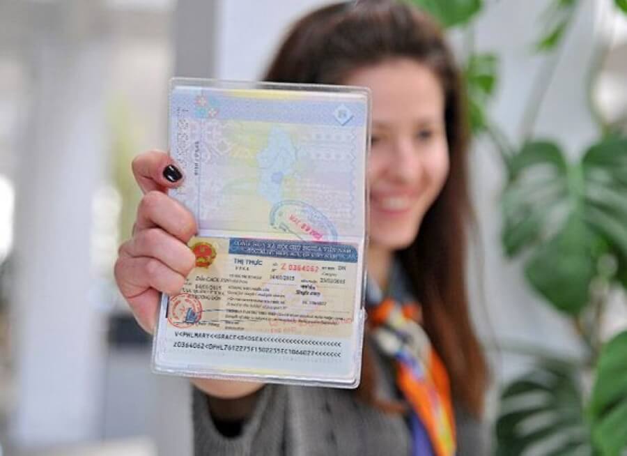 Từ A-Z thông tin bạn cần biết về thủ tục xin visa công tác Việt Nam